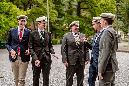 file:current:caption